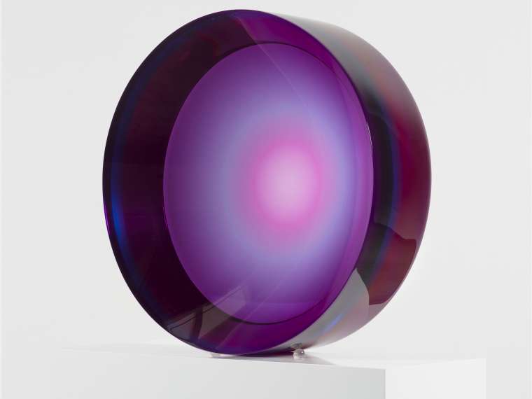 Fred Eversley
Untitled (parabolic lens), (1969) 2020. 3-color, 3-layer cast polyester 19 1/2 x19 1/2 x 5 3/4inches.
Courtesy of the artist and David Kordansky Gallery Photo by Jeff McLane.