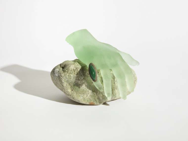 Kelly Akashi, Inheritance, 2021. Poston stone, cast lead crystal, heirloom (grandmother’s ring), 6 x 8 x 6 inches. Courtesy of the artist, François Ghebaly Gallery, and Tanya Bonakdar Gallery. 