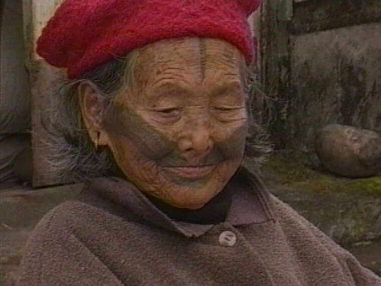 Still from the
film THE TRADITIONAL CLOTHES OF RAISINAY VILLAGE by
Baunay Watan
(1997), screening in the series “Indigenous With a Capital “I”: Taiwanese Indigenous
Documentaries,” March 10-14, 2023.