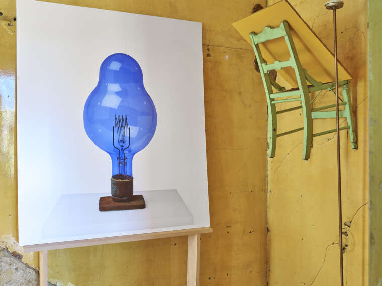 Catherine Wagner, Blue Reverie (Blue Reverie I in-situ / D.I. Chair), 2025. Documentation of installation. Courtesy the artist, 500 Capp Street Foundation and Jessica Silverman Gallery. Photo: Nathan Kosta
