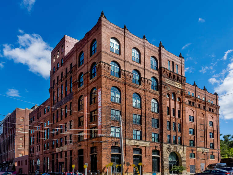 Brew House Arts. Photo by Sean Carroll.